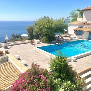 terra-rossa-residence.sicilyhotelsitaly.net/